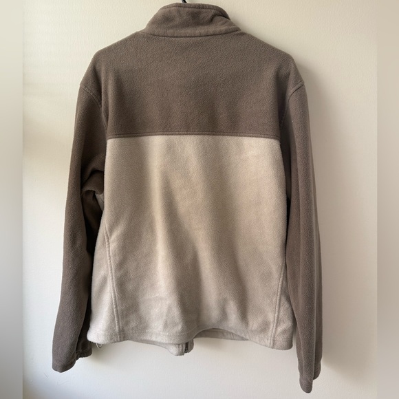 Men’s Columbia Zip-Up sweater - Picture 3 of 3